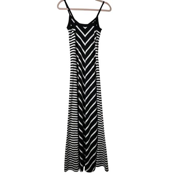 XS Guess Black White Striped Spaghetti Strap Maxi Dress Preppy Y2K Retro Resort - Picture 8 of 8